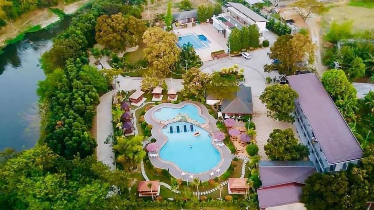 Floating Sanctuary Resort Powered By Cocotel Bulacan Exteriér fotografie
